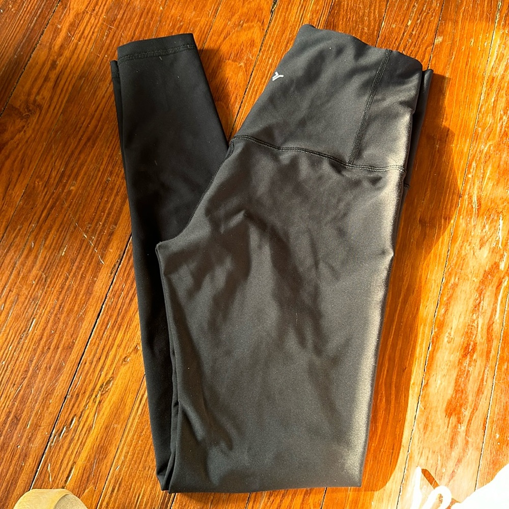 NWOT Old Navy Active Extra High Rise